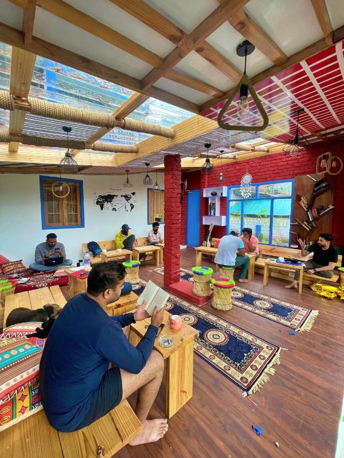 Ats -Manali Hostel Εξωτερικό φωτογραφία