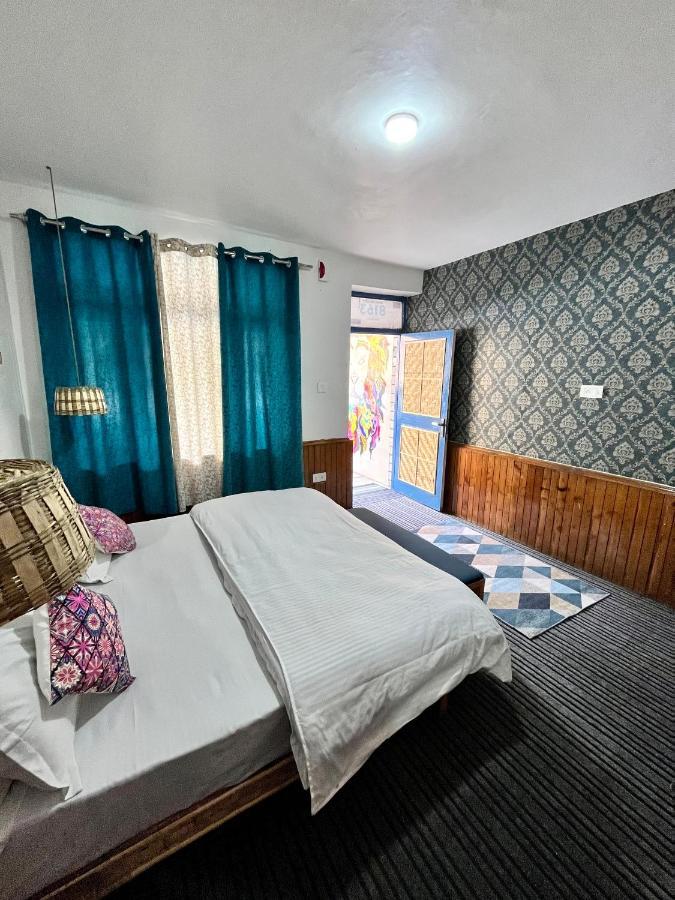 Ats -Manali Hostel Εξωτερικό φωτογραφία