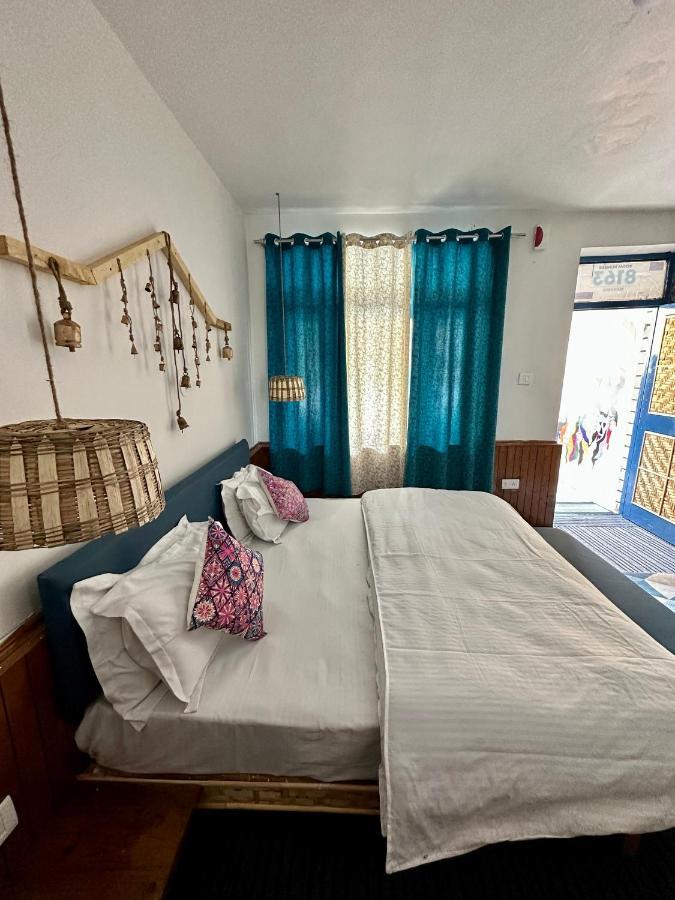 Ats -Manali Hostel Εξωτερικό φωτογραφία